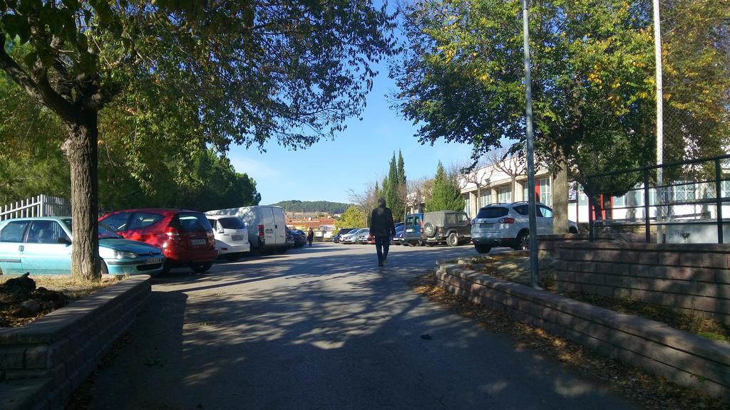 Hostal Sant Sadurni Sant Sadurní dʼAnoia Екстериор снимка
