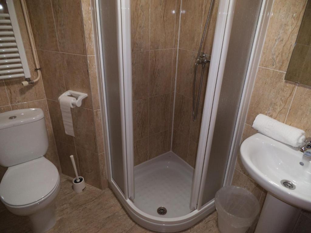 Hostal Sant Sadurni Sant Sadurní dʼAnoia Стая снимка